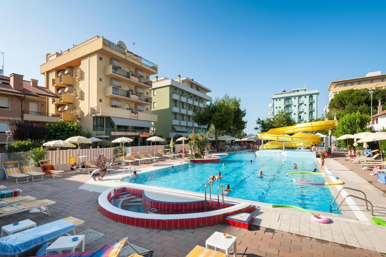 Hotel Caravel B&B Misano Adriatico Exteriér fotografie