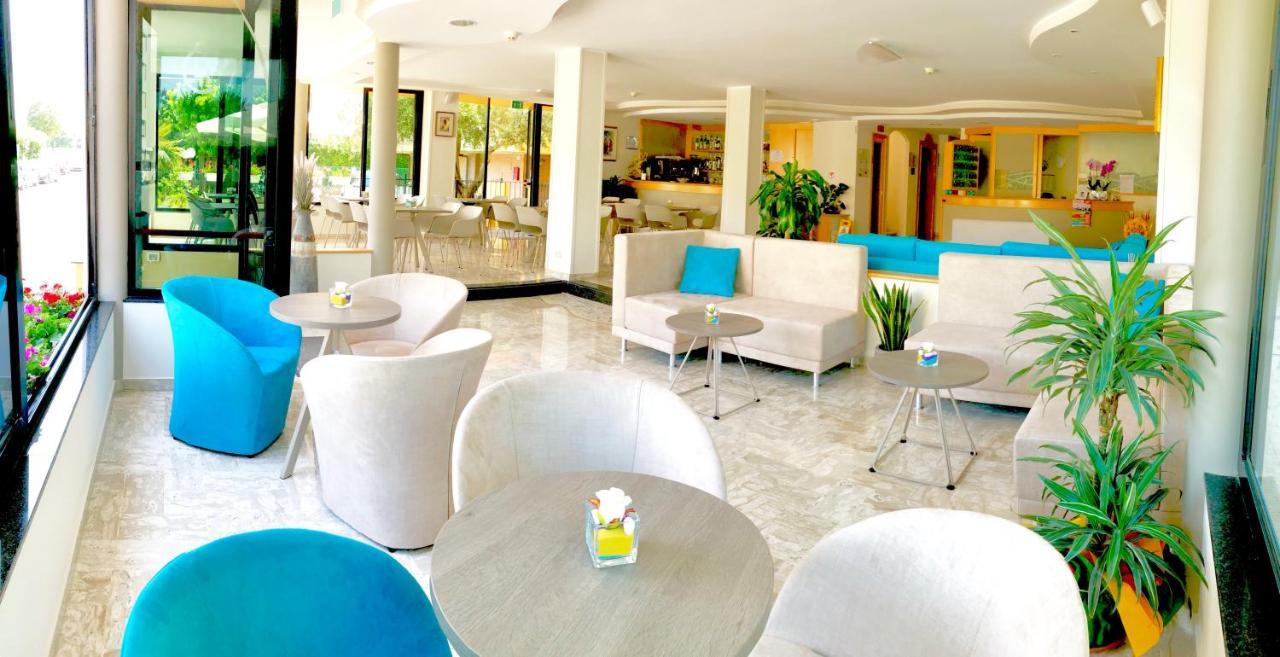 Hotel Caravel B&B Misano Adriatico Exteriér fotografie